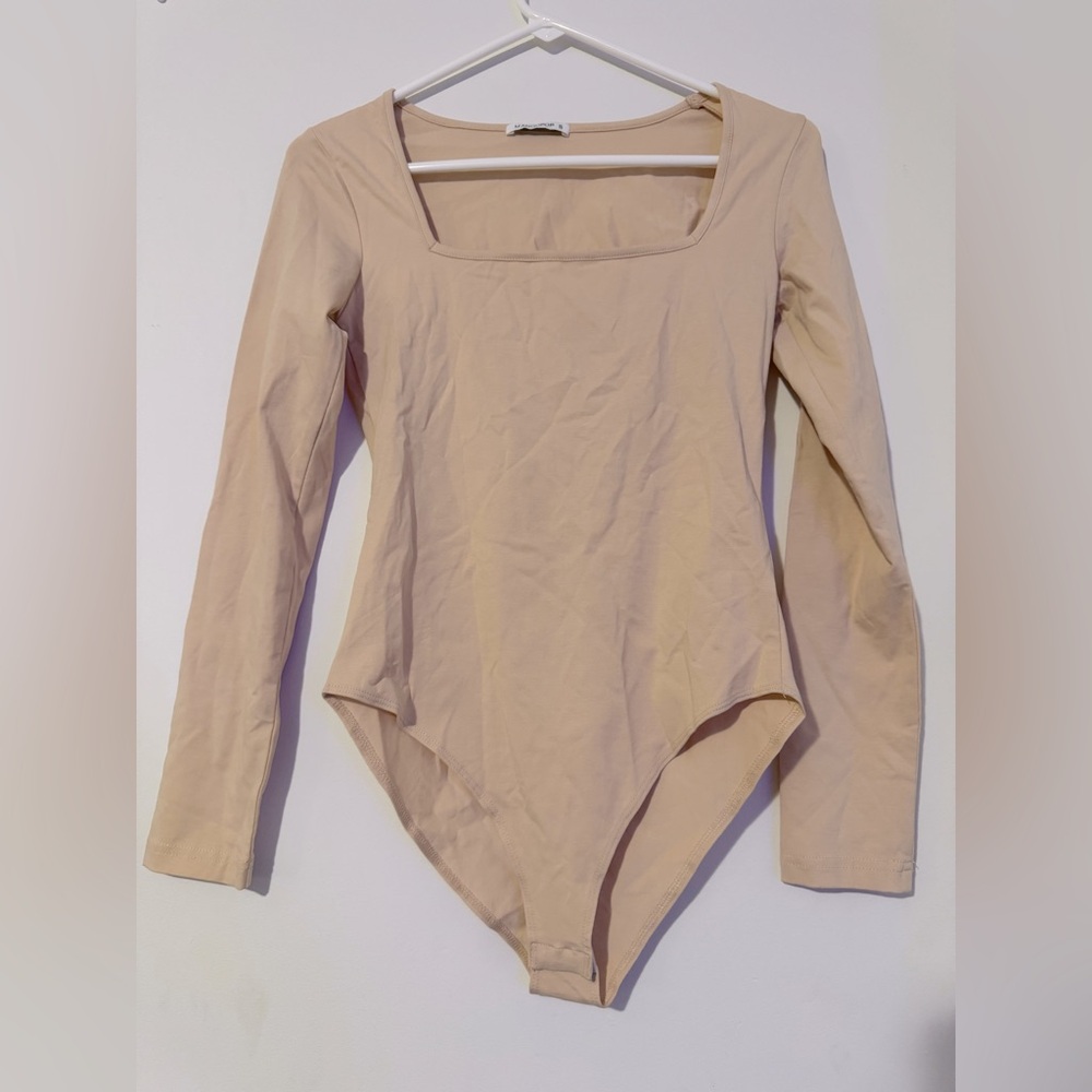Mangopop Beige Square Neck-Line Long Sleeve Bodysuit
